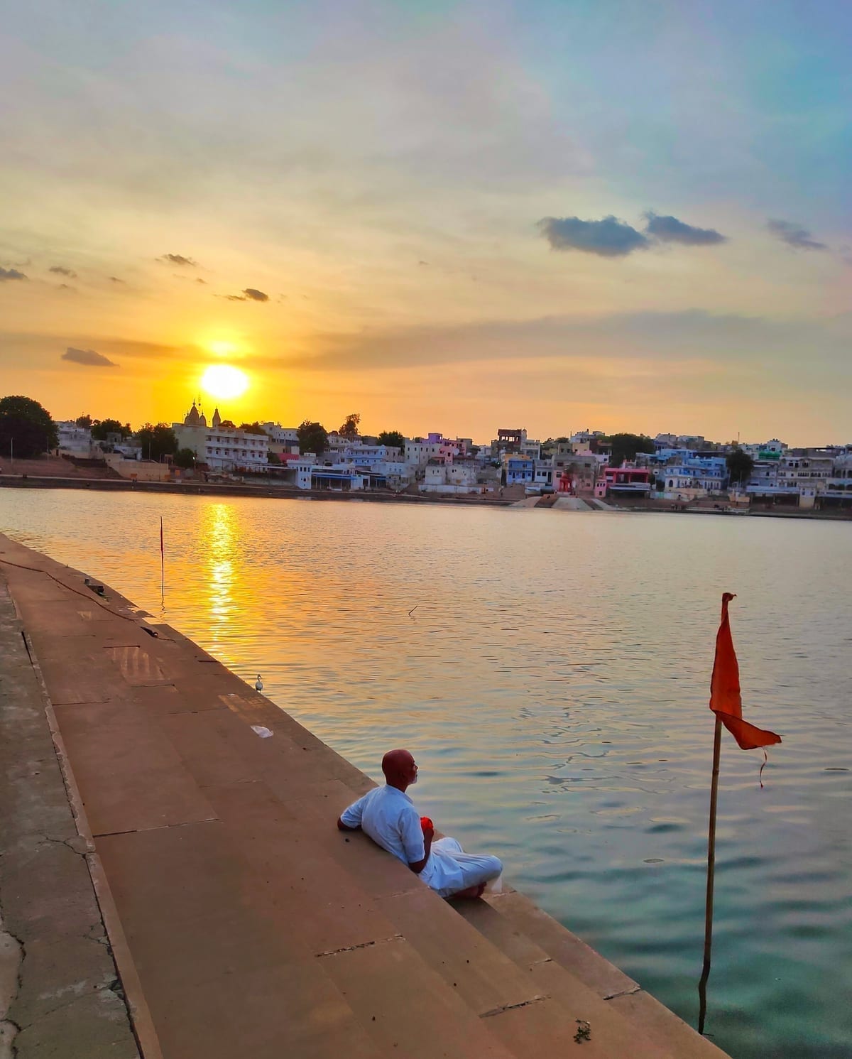 Morning puja at Pushkar Lake ghats